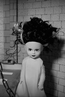 Living Dead Dolls: Bride of Frankenstein - Poster / Capa / Cartaz - Oficial 1