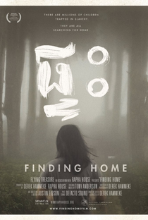 Finding Home - Poster / Capa / Cartaz - Oficial 1