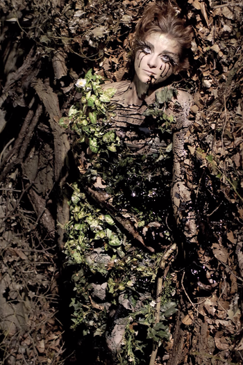  de Curta Mother Earth (2012)