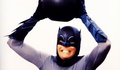 Adam West: o eterno Batman de '66 faz 86 anos!