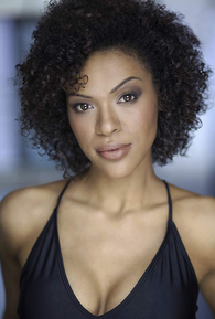 Alvina August