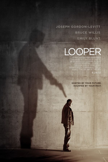  de Filme Looper: Assassinos do Futuro (2012)