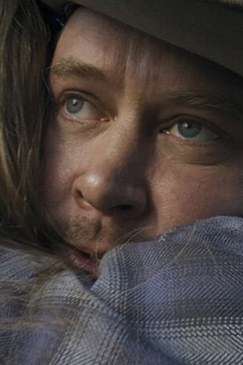 Poster de Episódio A Call for Help (2023)