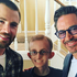 Robert Downey Jr. e Chris Evans visitam fã que luta contra o câncer