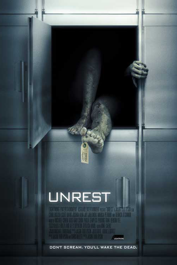  de Filme Cadáveres (2006)