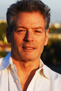 Kevin Spirtas - Poster 1