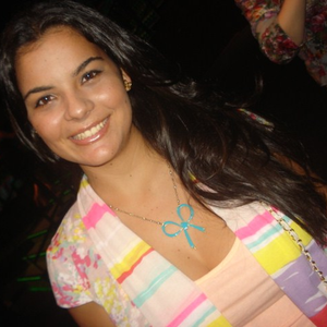 Foto de perfil de Heloyza Oliveira