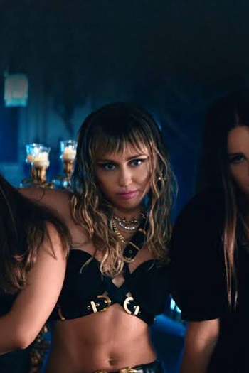  de Curta Ariana Grande, Miley Cyrus & Lana Del Rey - Don't Call Me Angel (2019)