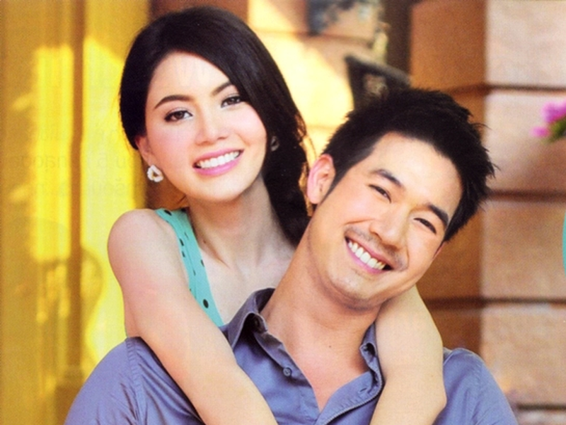 Foto 2 de Charming Deception 