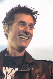 Dinho Ouro Preto - Poster 1