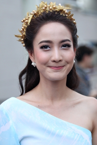 Natapohn Tameeruks (6 de Fevereiro de 1989) Artista Filmow