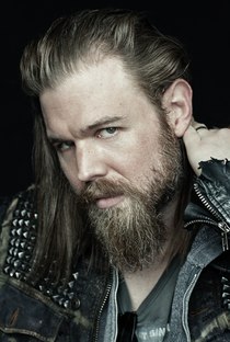 Ryan Hurst - Poster / Capa / Cartaz - Oficial 1