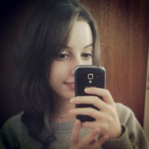 Foto de perfil de Julia Lisboa Bernardi