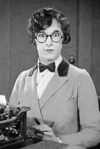 Poster 1 de Curta A Thrilling Romance (1926)