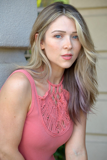 Ashley Peldon - Poster / Capa / Cartaz - Oficial 1