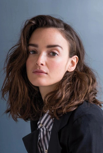 Charlotte Le Bon - Poster 1