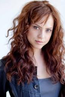 Fiona Dourif - Poster 1