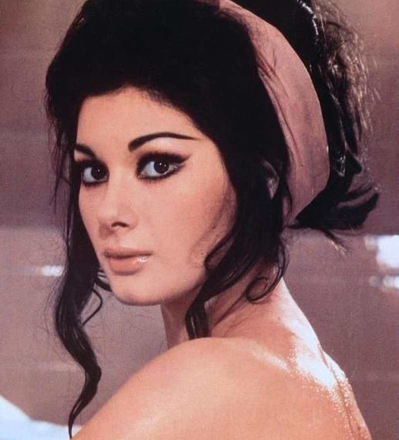 Edwige Fenech - Foto 1