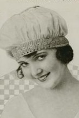 Três em Um Armário (Three in a Closet)