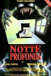 Notte Profonda - Poster / Capa / Cartaz - Oficial 1