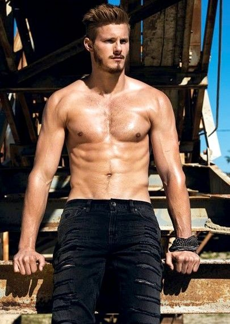 Alexander Ludwig - Foto 2