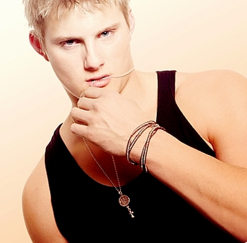 Alexander Ludwig - Foto 10