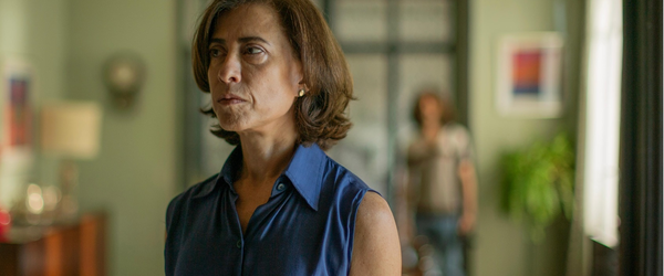 Globo anuncia “Os Corretores”, longa escrito e protagonizado por Fernanda Torres