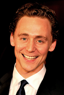 Tom Hiddleston - Poster / Capa / Cartaz - Oficial 1