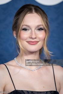 Hannah Dodd - Poster 1