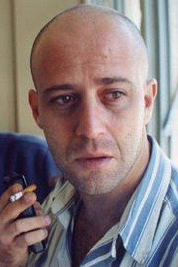 Poster de Filme Subterrâneos (2004)