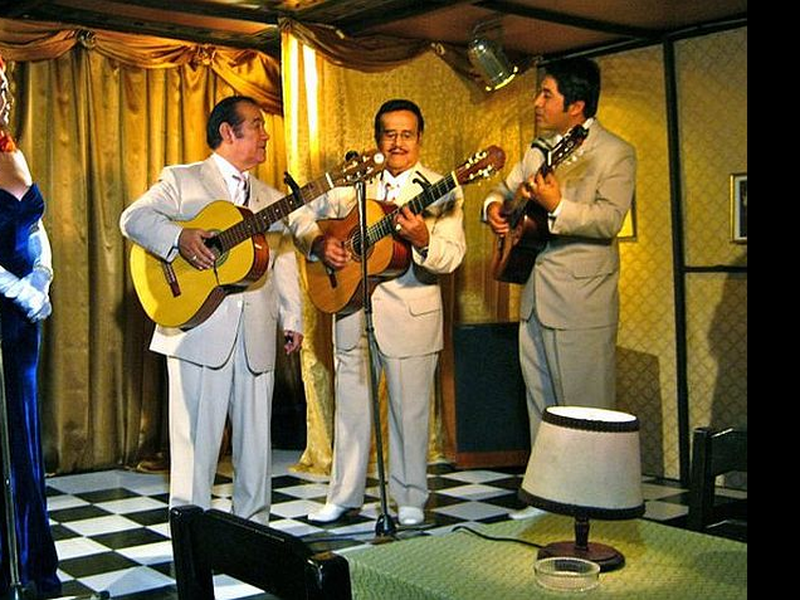 Foto 3 de Bolero de Noche