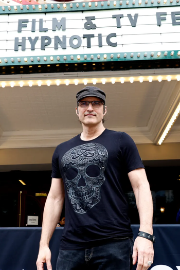 Poster de Filme The Faculty (2030)