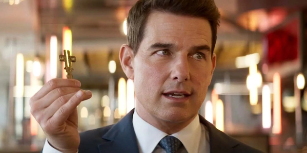 'Missão Impossível' ganha pôster com Tom Cruise saltando de penhasco