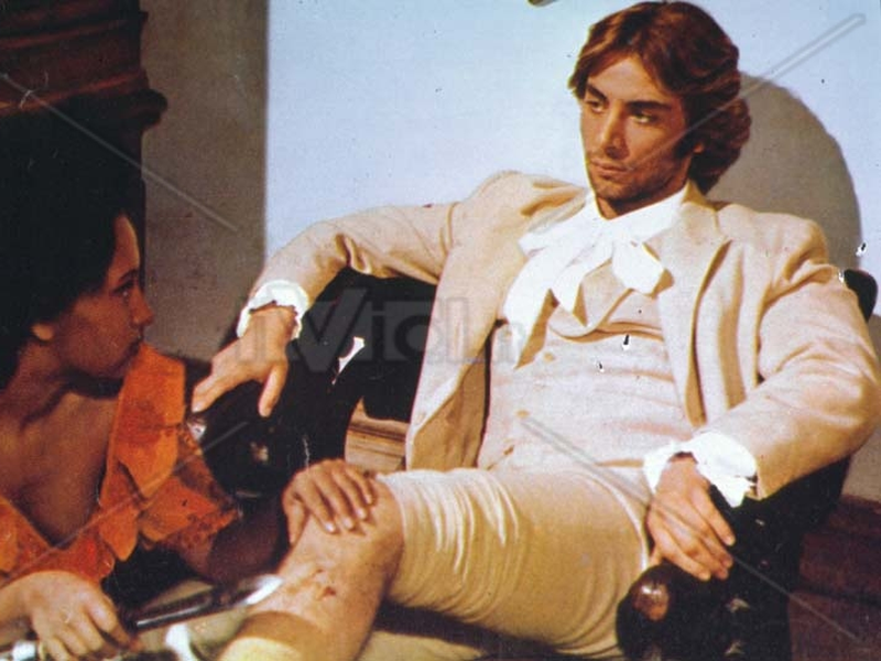 Foto 5 de Emmanuelle bianca e nera    