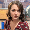 Violett Beane - Foto 1