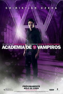 Academia de Vampiros: O Beijo das Sombras - Poster / Capa / Cartaz - Oficial 11