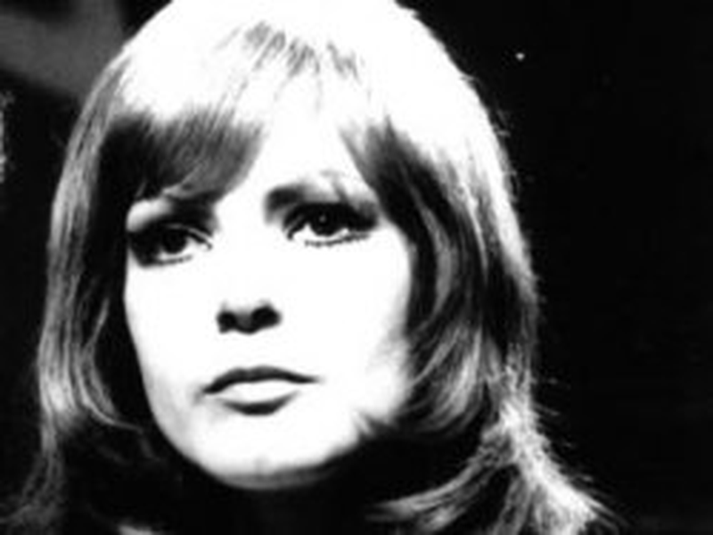 Foto 1 de Nora Helmer