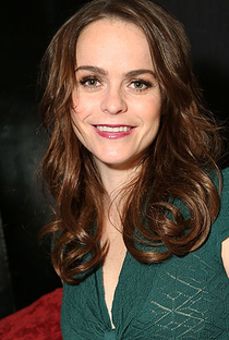 Taryn Manning - Poster 3