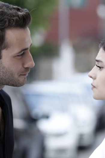 Poster de Episódio En Güzel Tesadüf (2018)