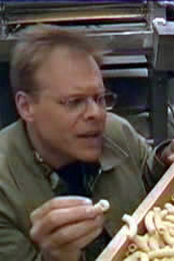 Poster de Episódio Pantry Raid I: Use Your Noodle (1999)