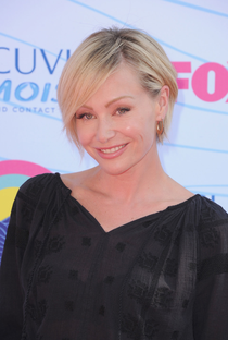 Portia de Rossi - Poster 1