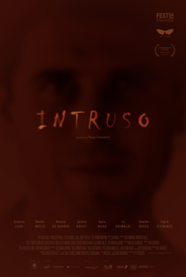 Intruso - Poster / Capa / Cartaz - Oficial 3