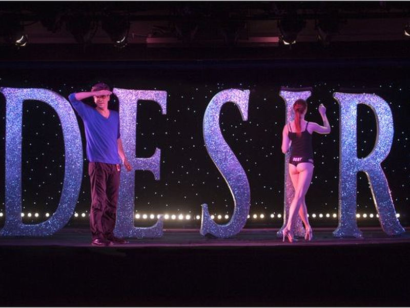 Foto 1 de Crazy Horse