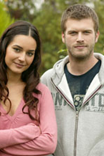 Poster de Episódio 8. Bölüm (2007)