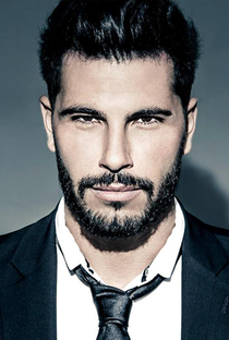 Uriel del Toro - Poster 1