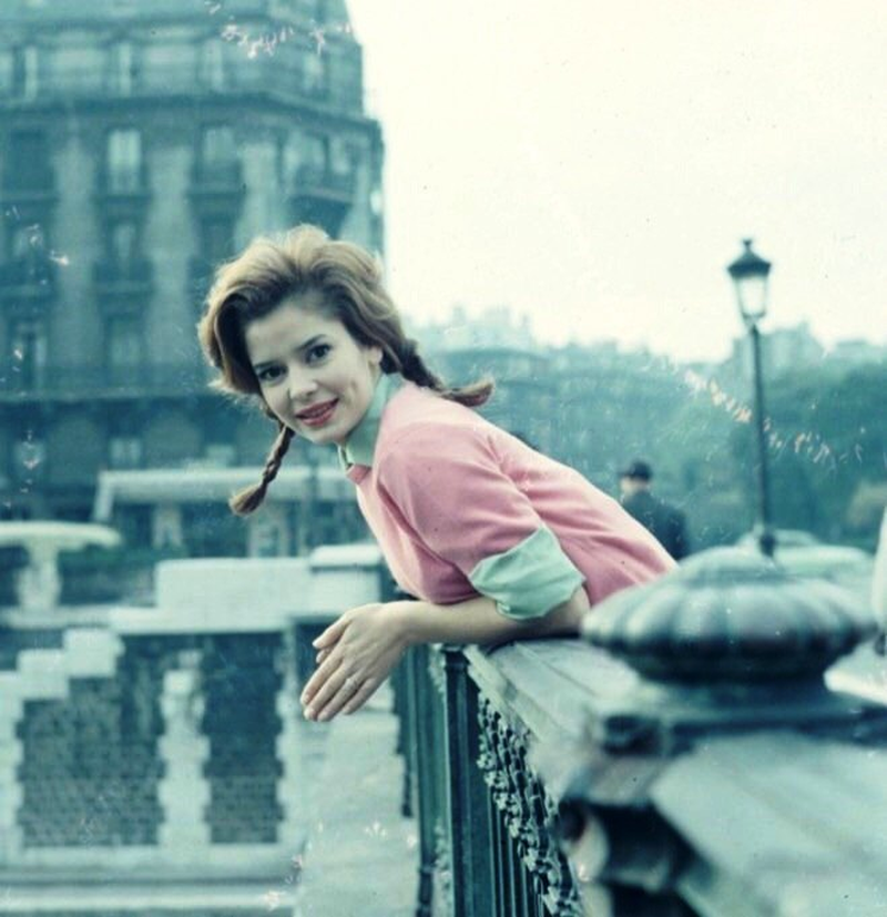Marie-José Nat - Foto 1