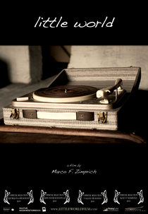 Mundo Pequeno  (Little World)