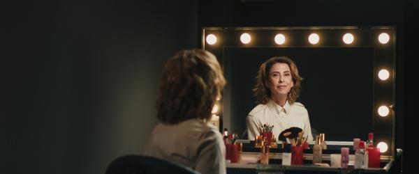 Fernanda Torres anuncia seu novo filme, "Os Corretores", escrito e estrelado por ela