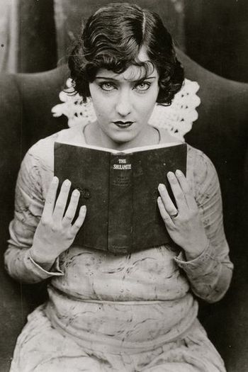 Poster de Filme Under the Lash  (1921)