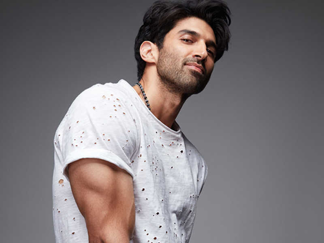 Aditya Roy Kapur - Foto 4